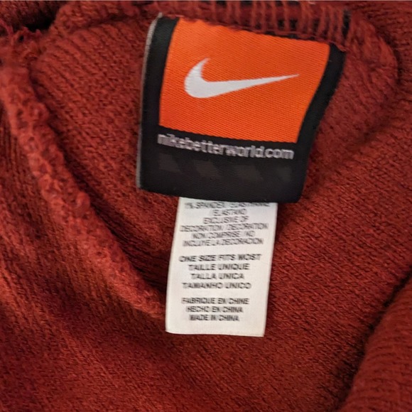 Nike Dri Fit Cuff Beanie 2019 Red Unisex - Picture 4 of 4